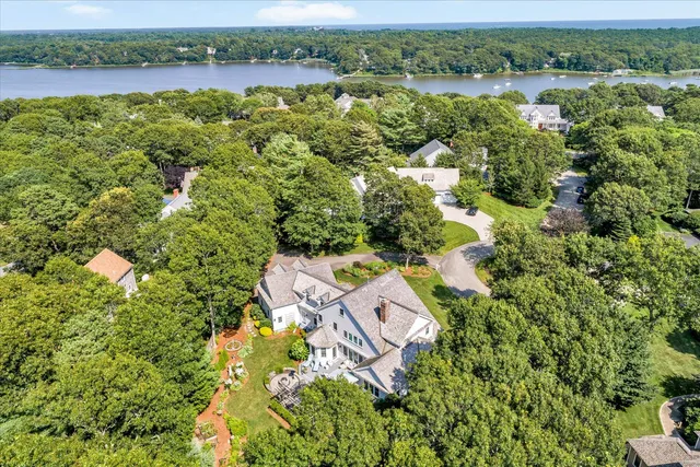 $2,349,000 | 11 Teal Circle, Mashpee, MA 02649