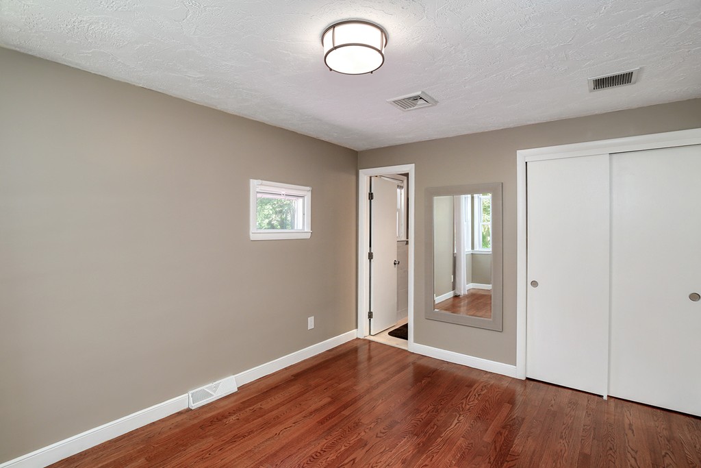 20 Morningside Avenue Natick, MA 01760 - Photo 11 of 23