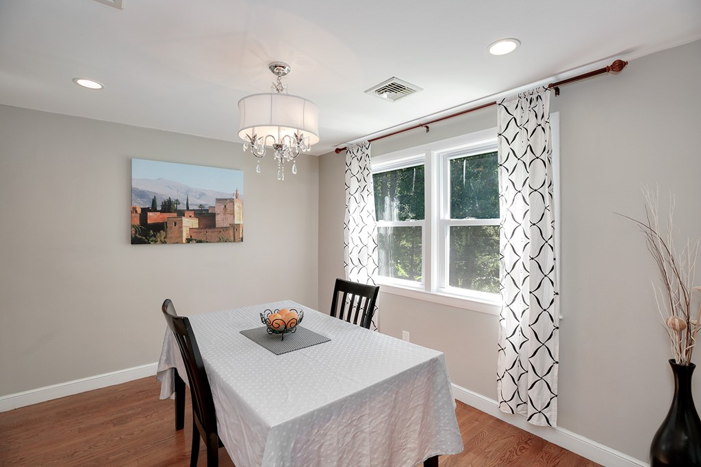 20 Morningside Avenue Natick, MA 01760 - Photo 4 of 23