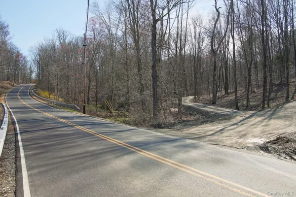 $575,000 | 765 Academy Hill Road, Red Hook, NY 12571