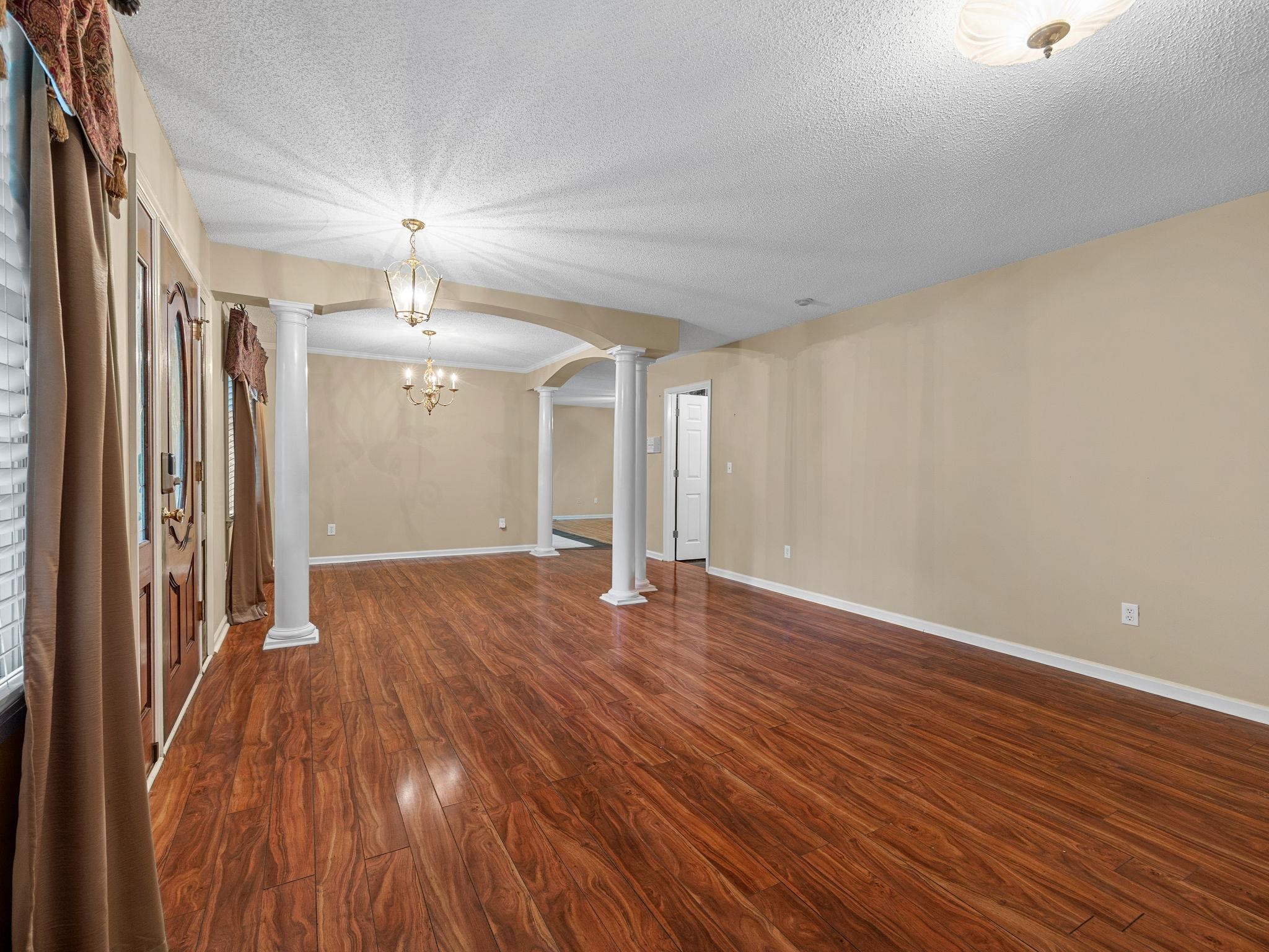 353 Round Ridge Road Spartanburg, SC 29302 - Photo 8 of 45 Gallery Image 8