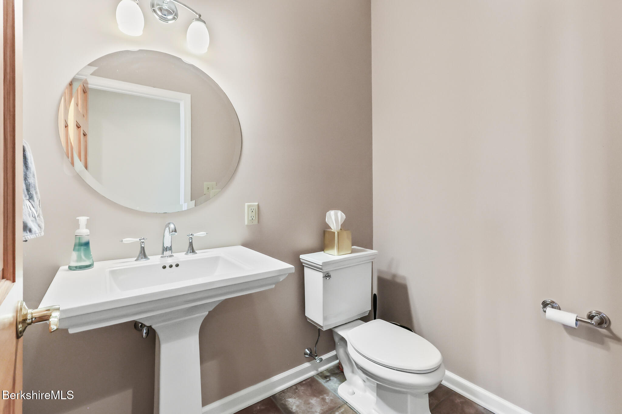 257 West Mountain Road Lenox, MA 01240 - Photo 15 of 67 257WMountainRd,Lenox,MA-15