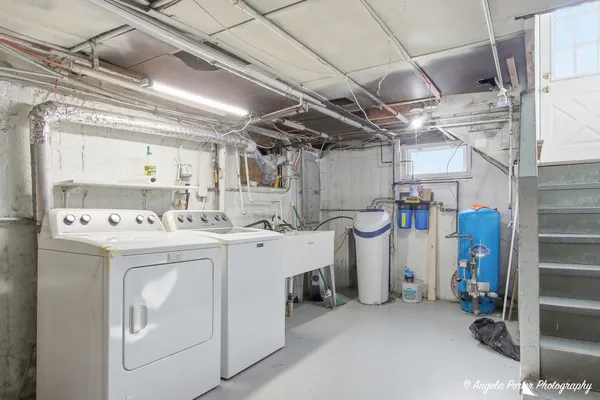 $309,000 | 40541 North Highway 83, Antioch, IL 60002