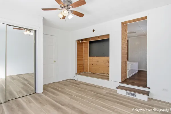 $309,000 | 40541 North Highway 83, Antioch, IL 60002