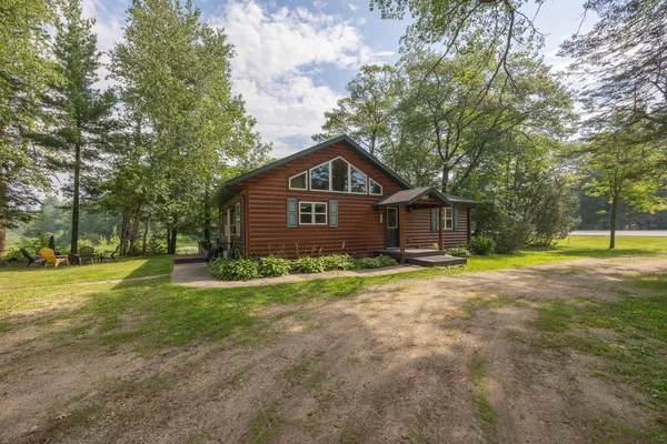$449,000 | 1020 County Road 5 Northwest, Hackensack, MN 56452