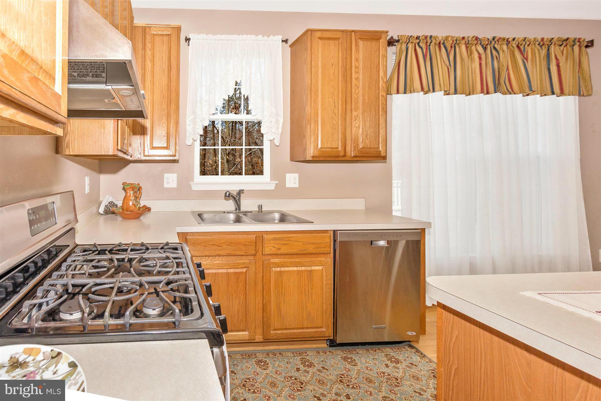 11300 Snowden Pond Road Laurel, MD 20708 - Photo 12 of 29 Kitchen