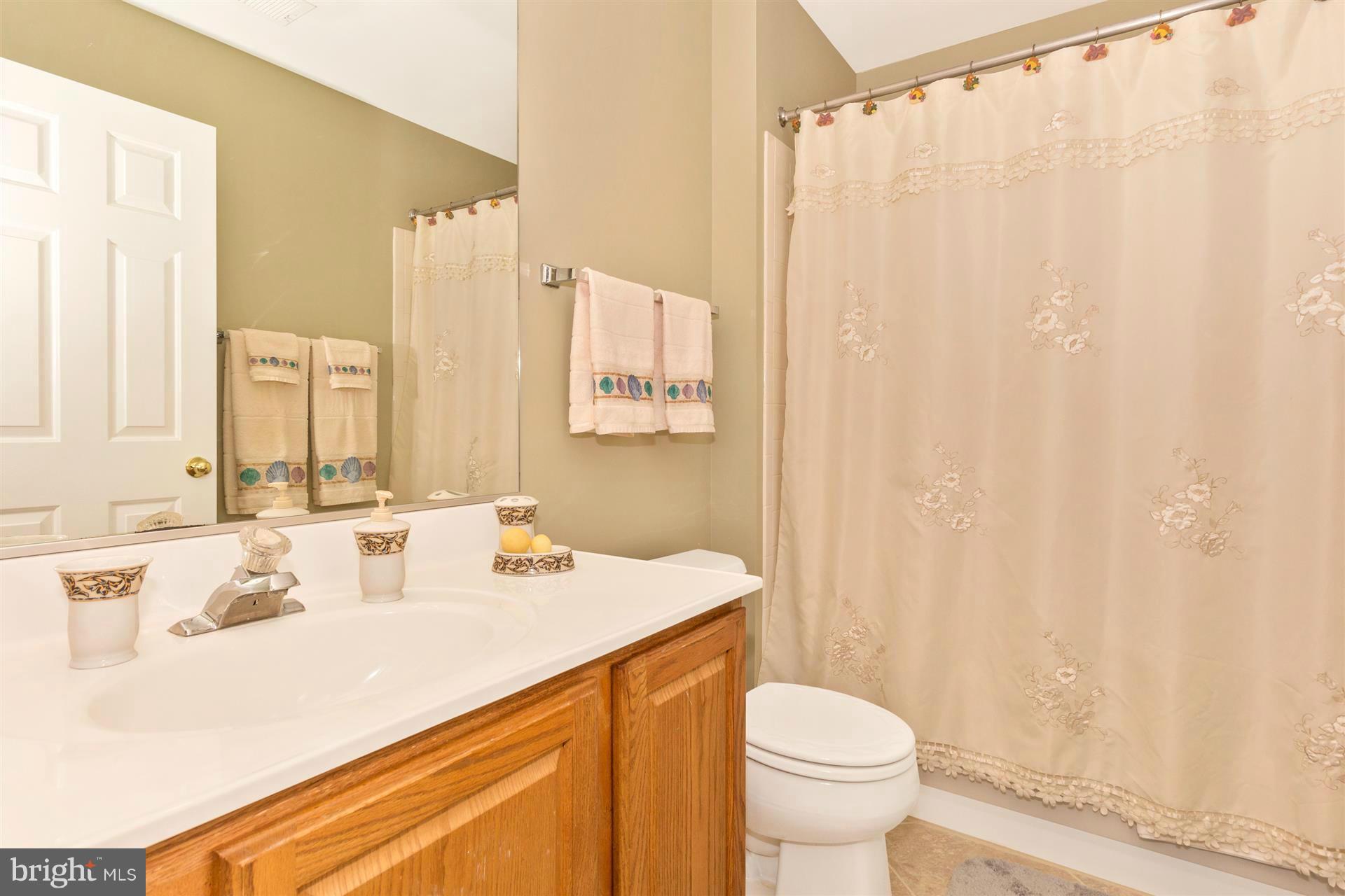 11300 Snowden Pond Road Laurel, MD 20708 - Photo 25 of 29 Bath
