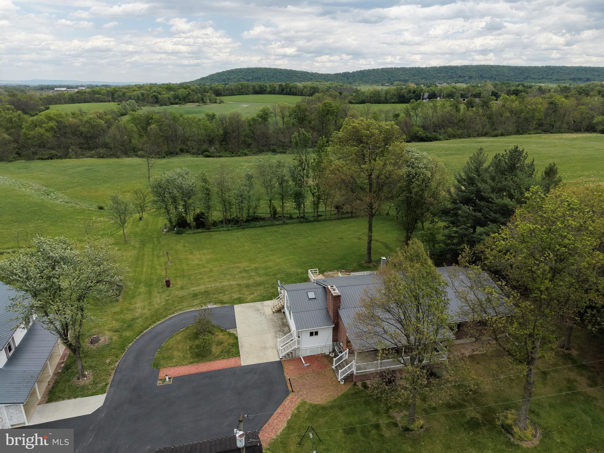 12591 Shimpstown Road Mercersburg, PA 17236 - Photo 23 of 147