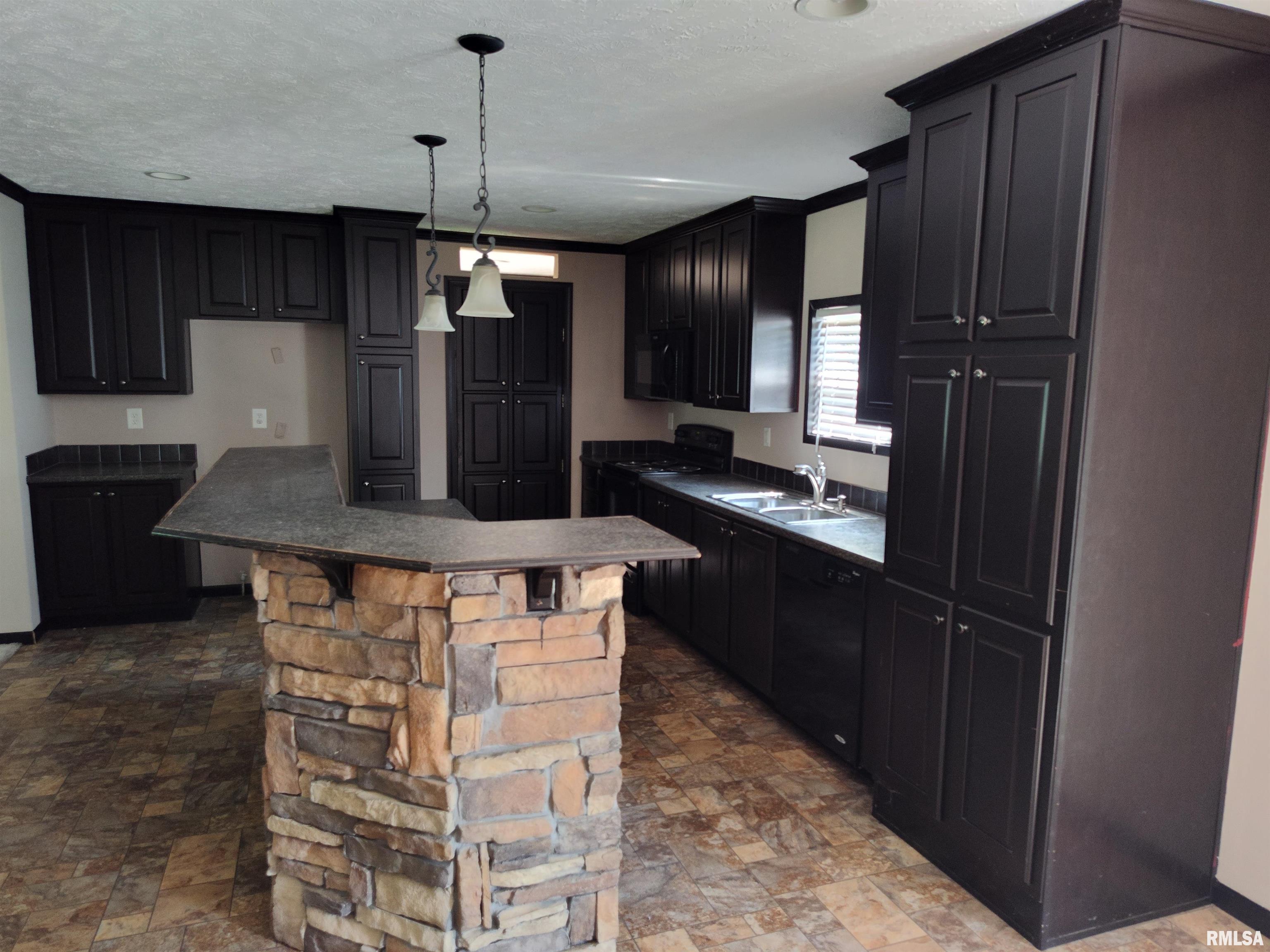 45 Davis Ridge Road Eldorado, IL 62930 - Photo 12 of 26 Gallery Image 12