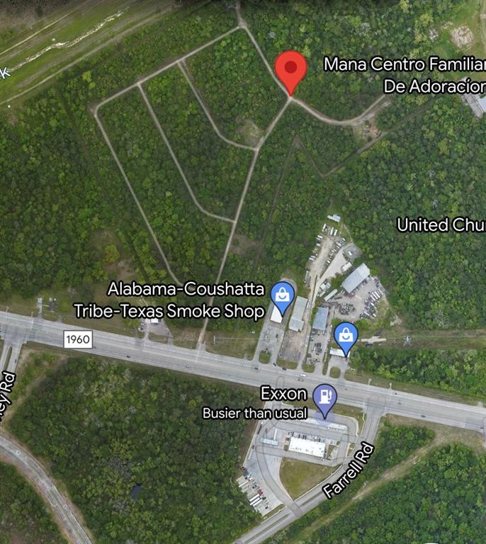 a view of a tennis court