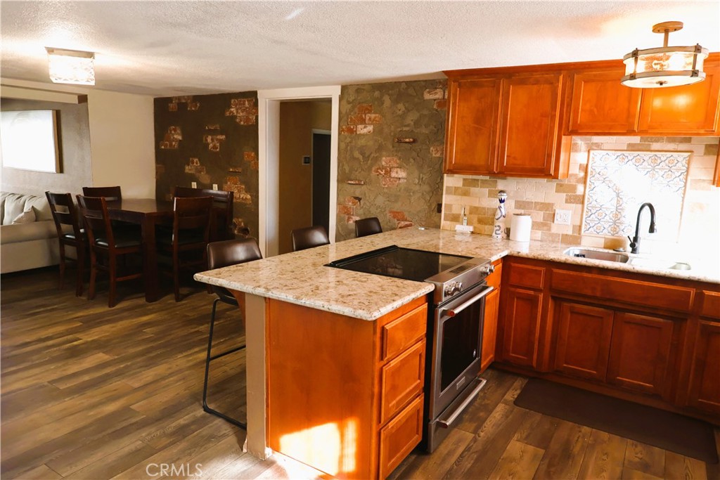 1910 Grant Corning, CA 96021 - Photo 26 of 58 Gallery Image 26