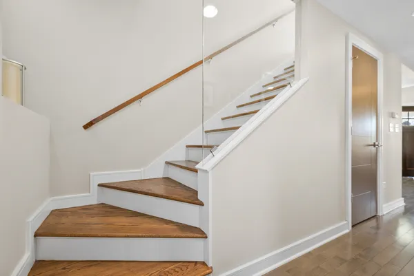 $699,000 | 10459 South Troy Street, Chicago, IL 60655
