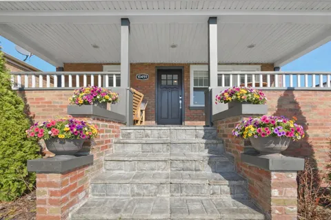 a front view of a house