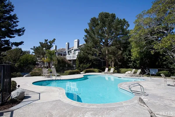 $3,800 | 20262 Billingsgate Lane, Unit 104, Huntington Beach, CA 92646