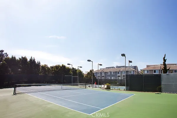 $3,800 | 20262 Billingsgate Lane, Unit 104, Huntington Beach, CA 92646