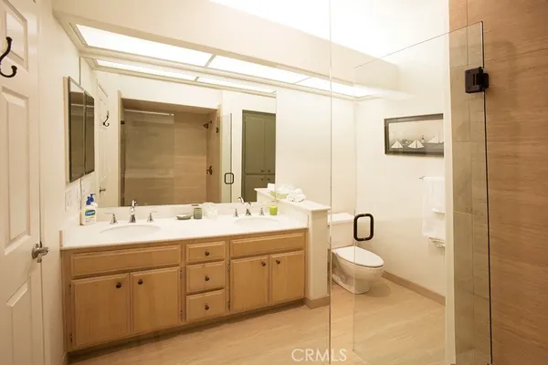 $3,800 | 20262 Billingsgate Lane, Unit 104, Huntington Beach, CA 92646