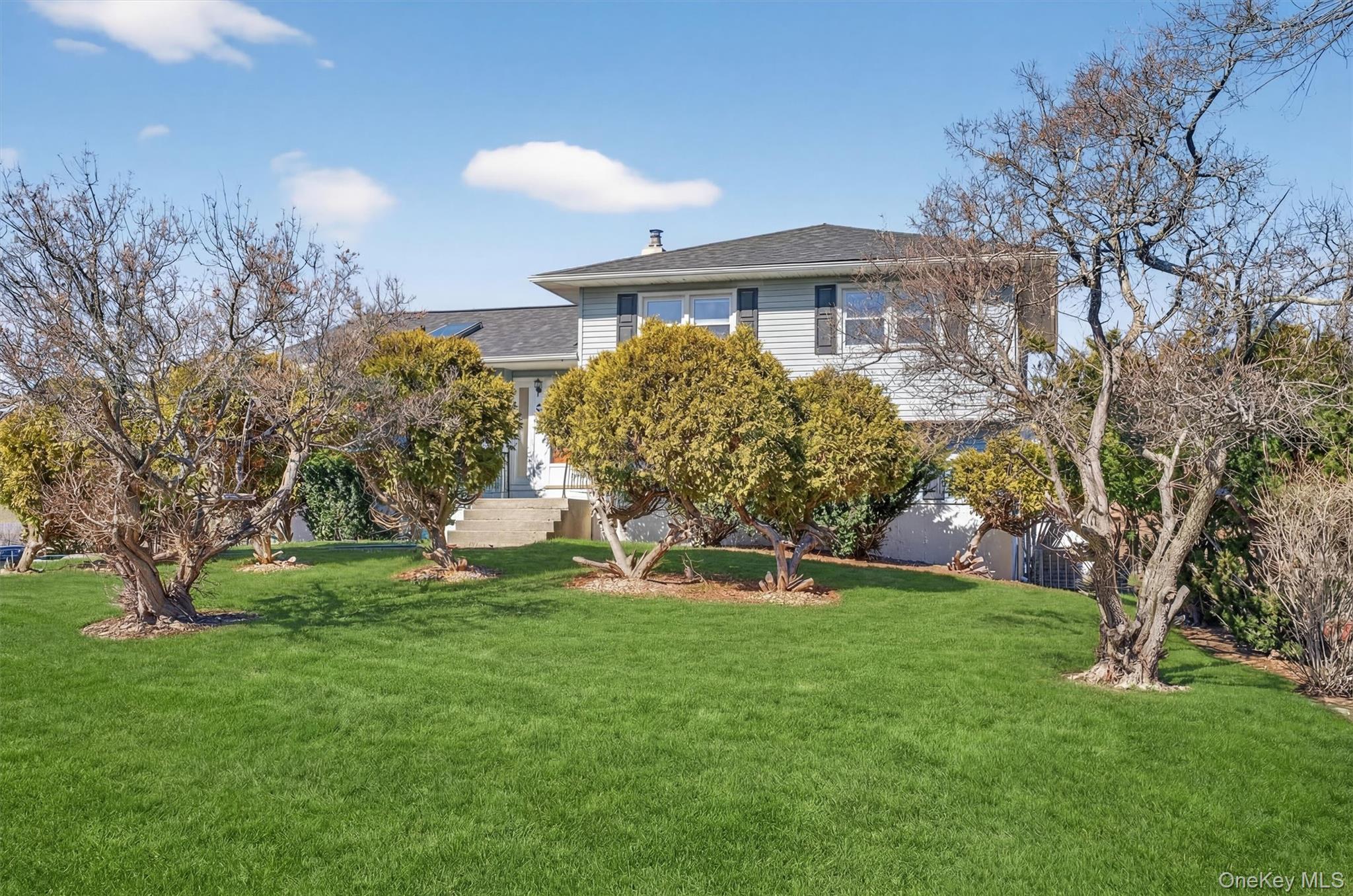 5 Loch Invar Lane Middletown, NY 10941 - Photo 2 of 47