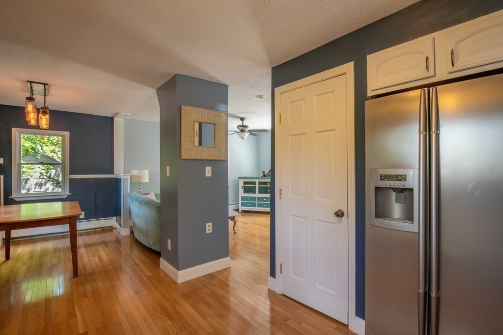 33 R Maine Avenue Easthampton, MA 01027 - Photo 10 of 19