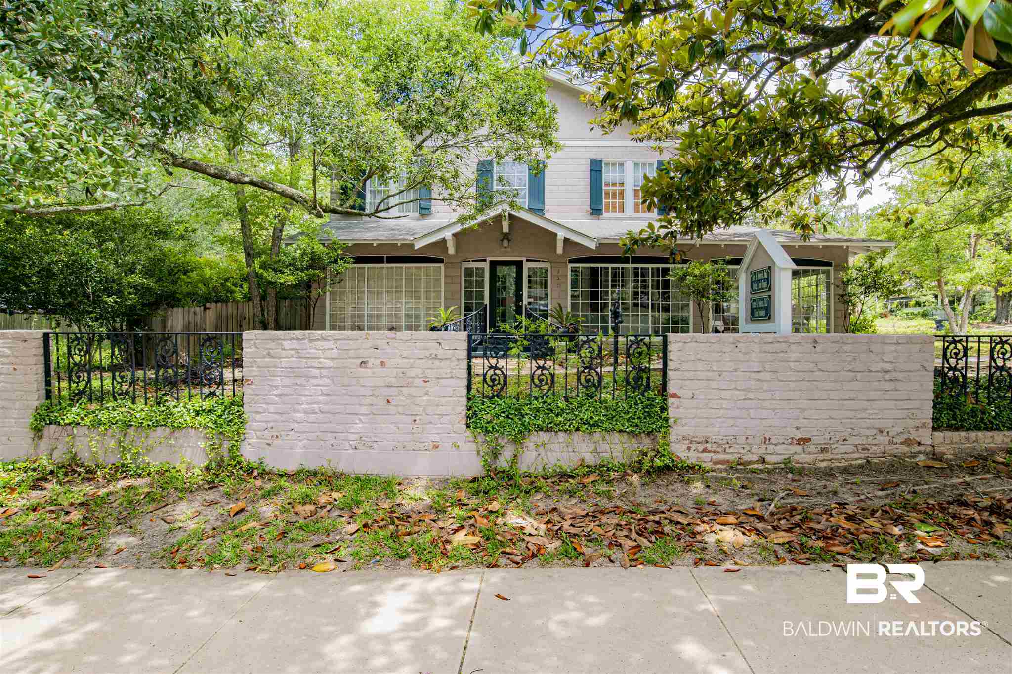131 Fairhope Avenue Fairhope, AL 36532 - Photo 2 of 44
