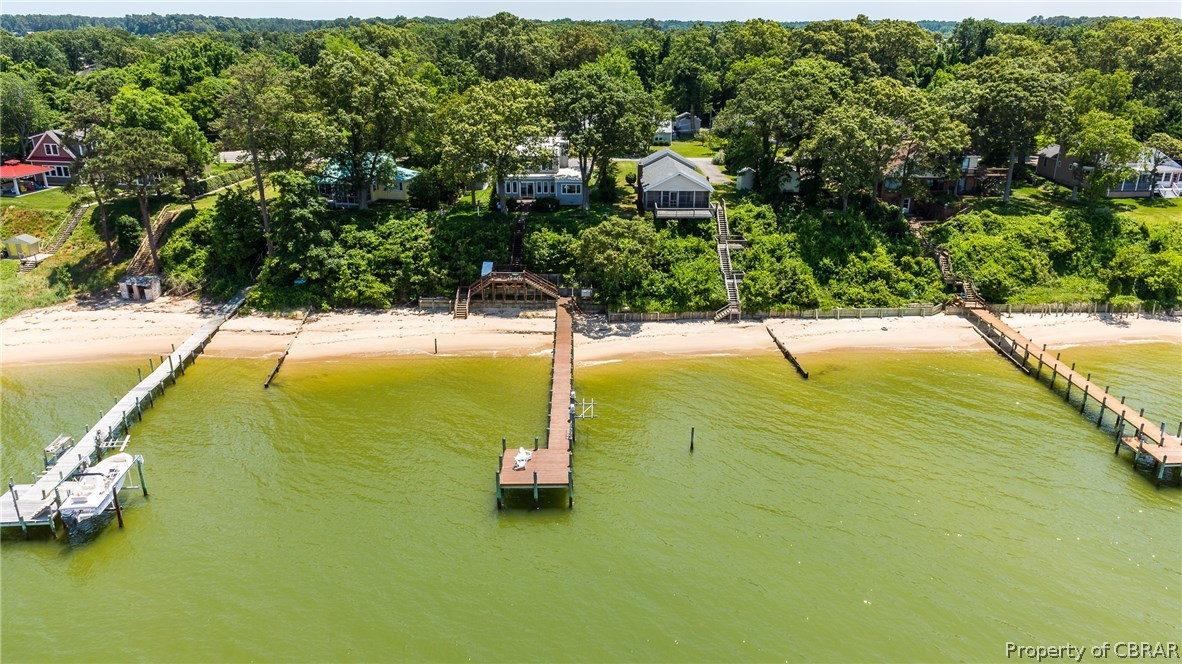 1600 North End Road Deltaville, VA 23043 - Photo 4 of 43 Gallery Image 4