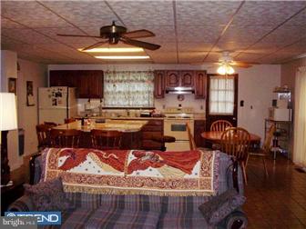 106 West Roland Avenue Maple Shade, NJ 08052 - Photo 3 of 12 Family Room