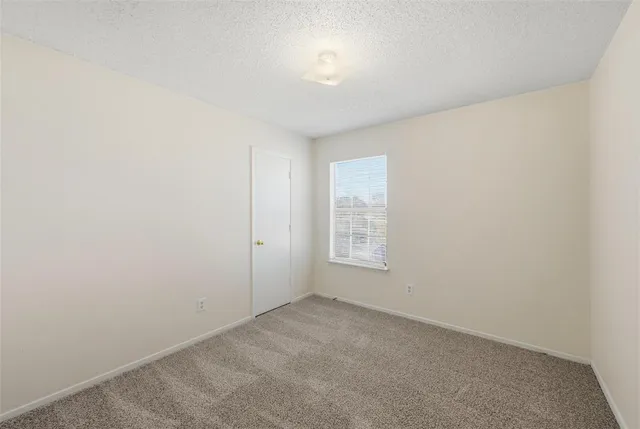 $1,050 | 504 Kings Way Drive, Unit D, Mansfield, TX 76063