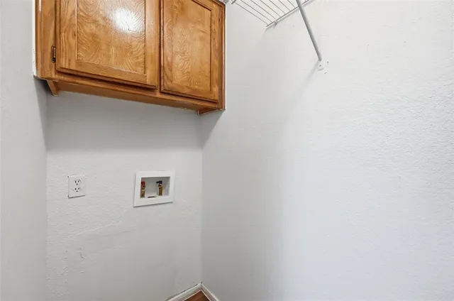 $1,050 | 504 Kings Way Drive, Unit D, Mansfield, TX 76063