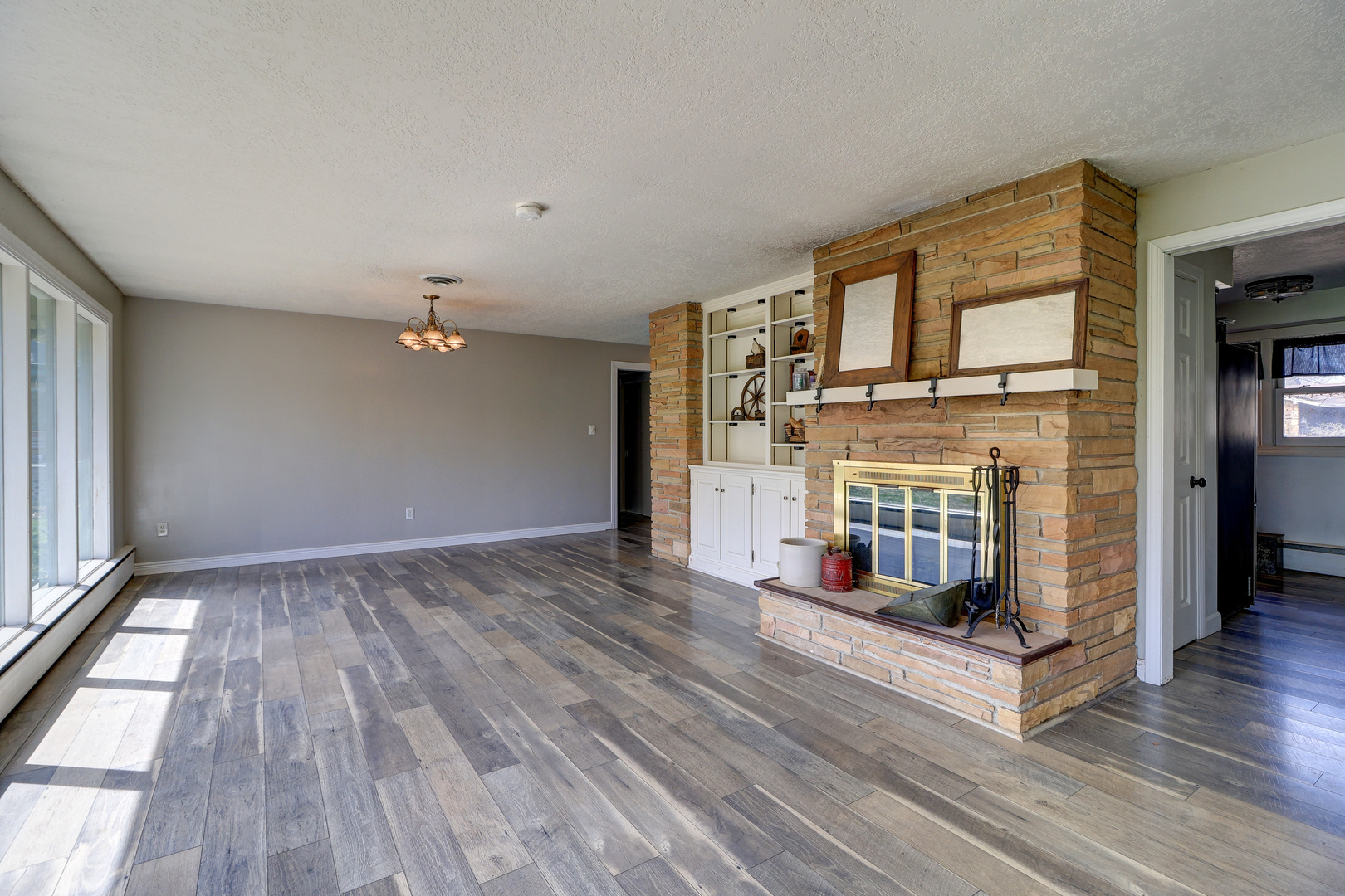 1404 Sinnissippi Road Sterling, IL 61081 - Photo 13 of 36 Gallery Image 13