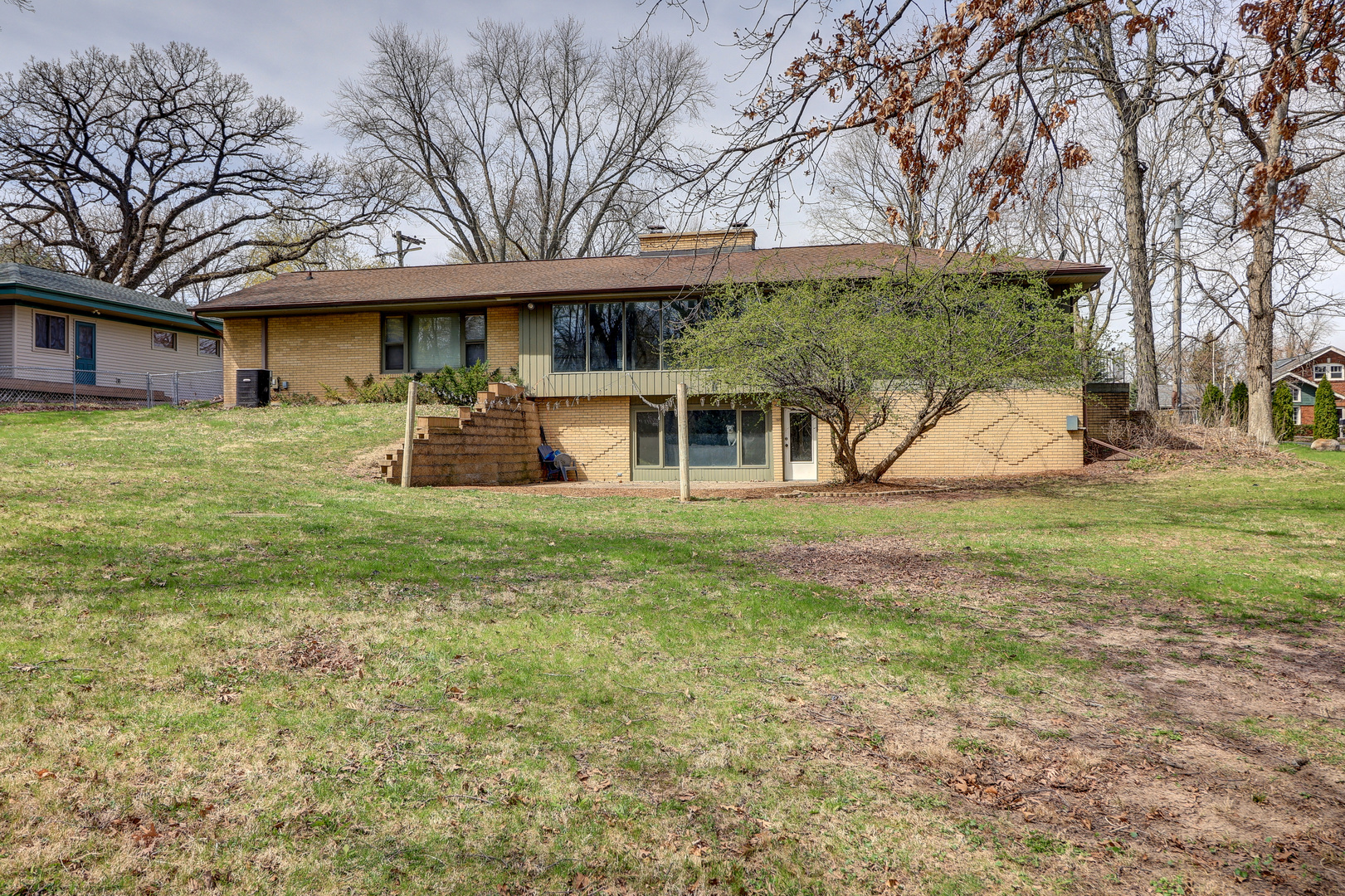 1404 Sinnissippi Road Sterling, IL 61081 - Photo 33 of 36 Gallery Image 33