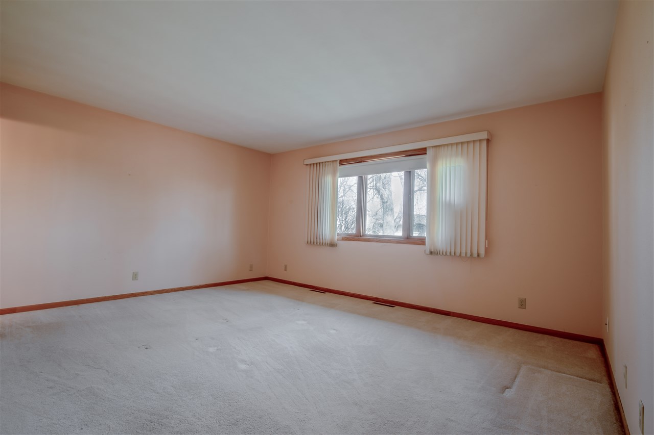 1332 Revere Ridge Road Rockford, IL 61108 - Photo 8 of 17 Gallery Image 8