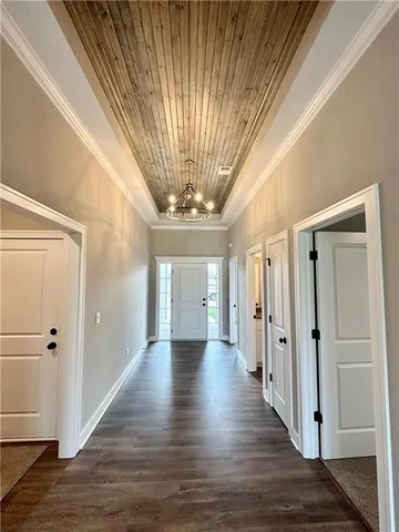 $425,000 | 11805 East Ridgeview Court, Peculiar, MO 64078