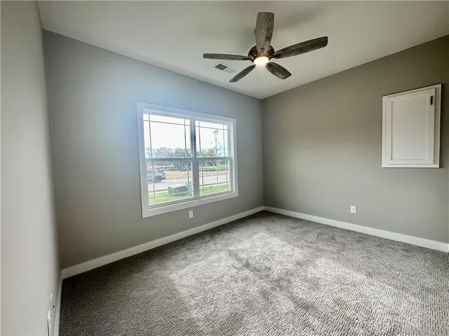 $425,000 | 11805 East Ridgeview Court, Peculiar, MO 64078