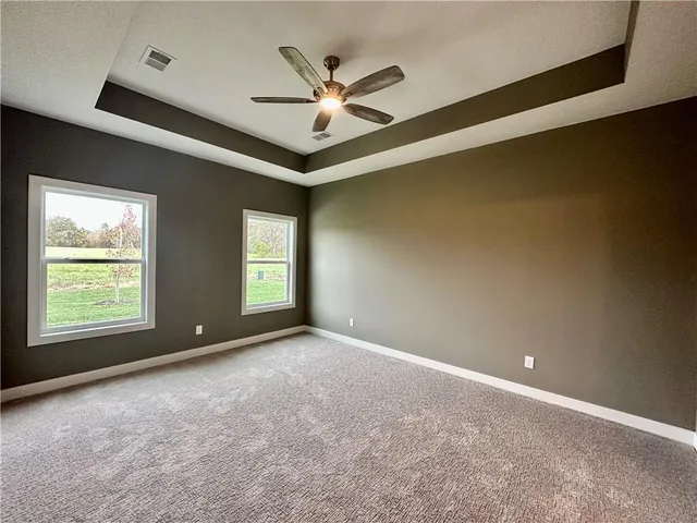 $425,000 | 11805 East Ridgeview Court, Peculiar, MO 64078