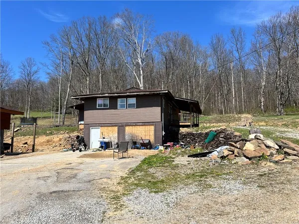 $249,900 | 5815 Highway 711, New Florence, PA 15944