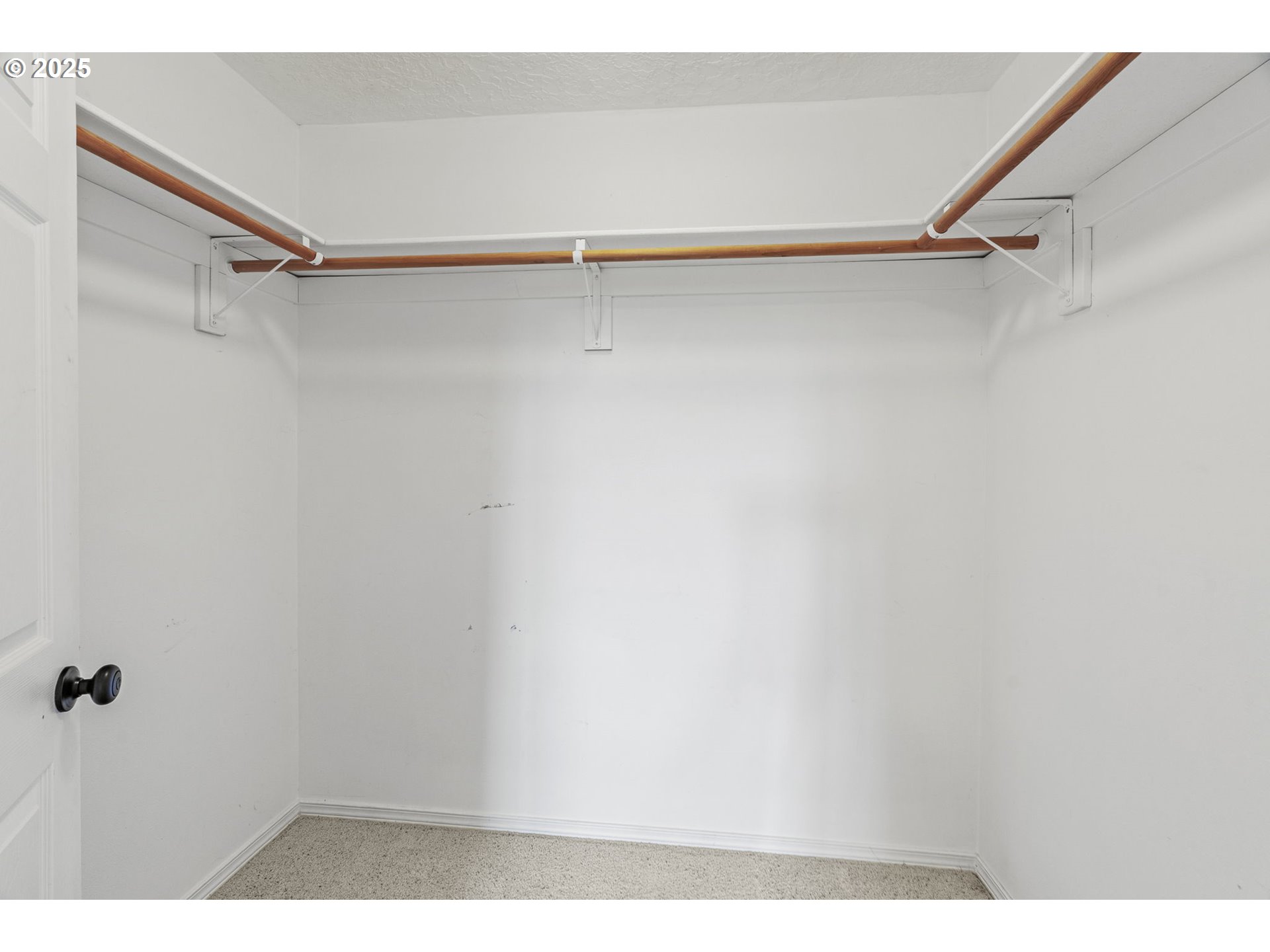 32215 Northwest Eagle Crest Drive Ridgefield, WA 98642 - Photo 17 of 36