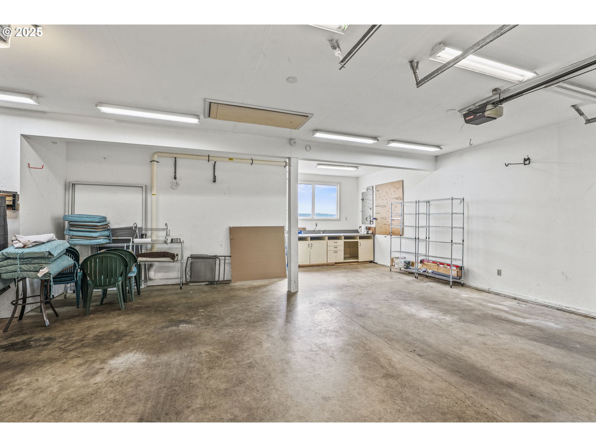 32215 Northwest Eagle Crest Drive Ridgefield, WA 98642 - Photo 29 of 36