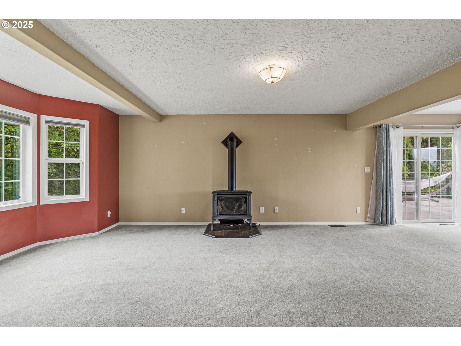 32215 Northwest Eagle Crest Drive Ridgefield, WA 98642 - Photo 6 of 36