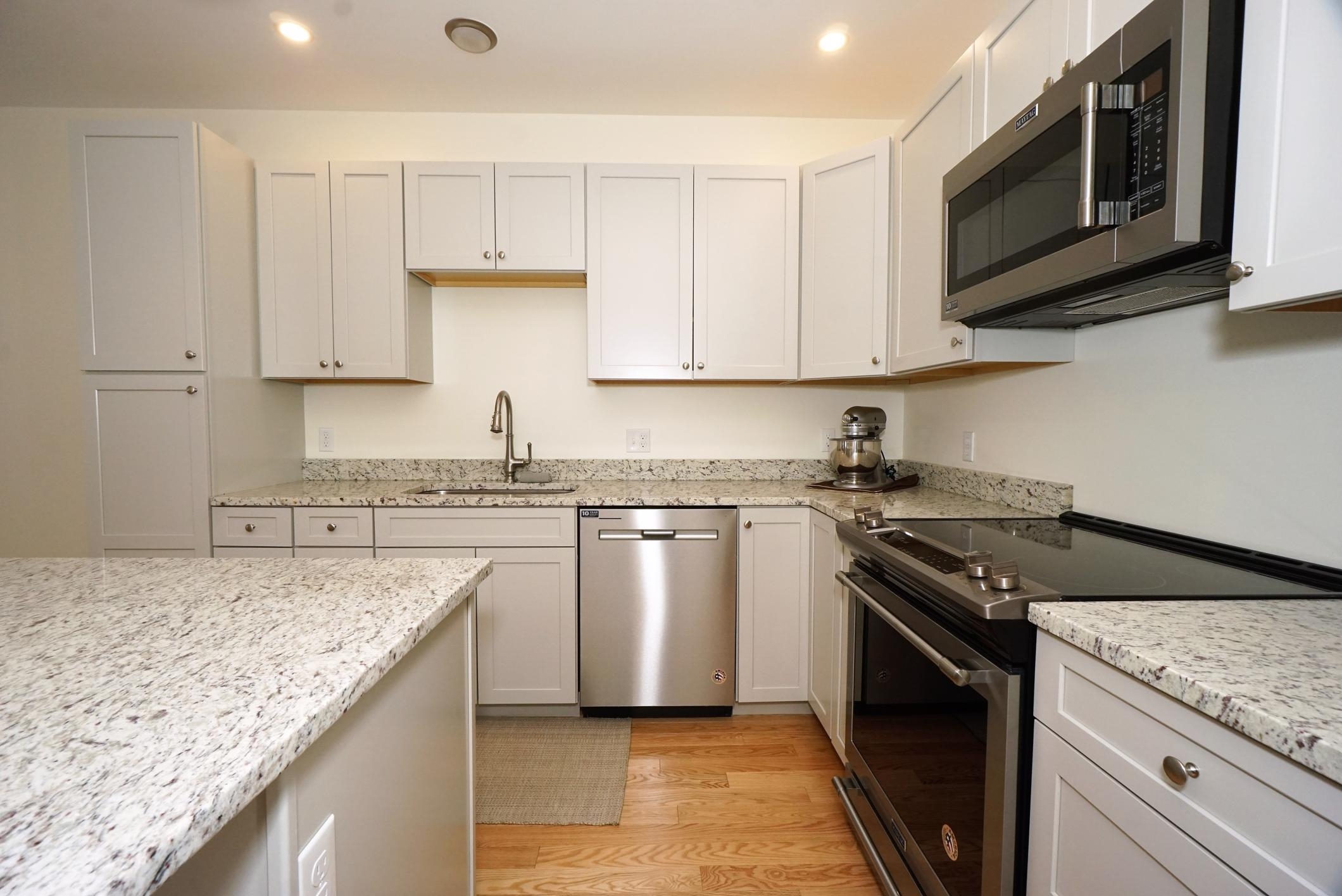 3 Hidden Meadow Road, Unit B Epping, NH 03042 - Photo 12 of 40