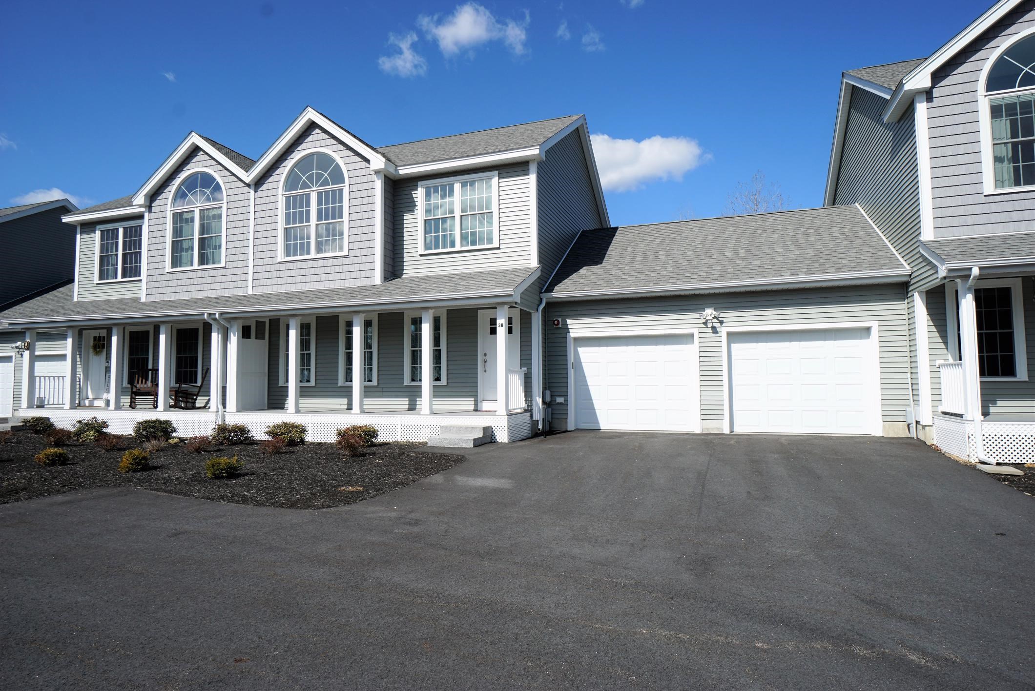 3 Hidden Meadow Road, Unit B Epping, NH 03042 - Photo 2 of 40