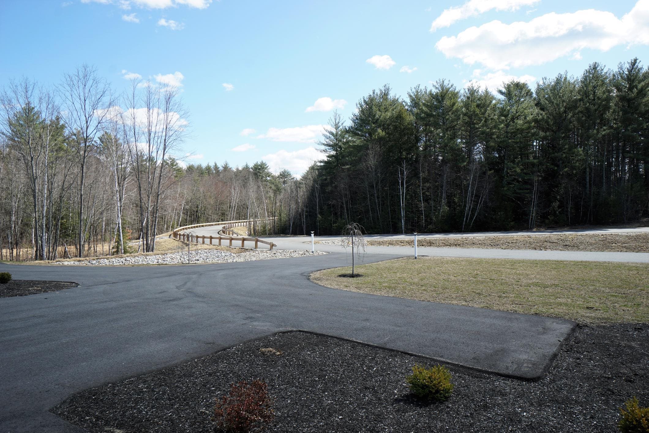 3 Hidden Meadow Road, Unit B Epping, NH 03042 - Photo 5 of 40