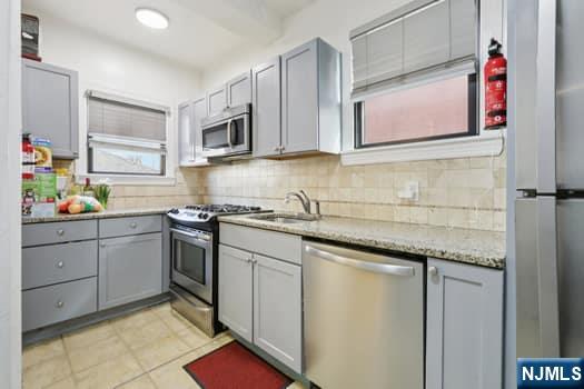 7 Laird Place Cliffside Park, NJ 07010 - Photo 18 of 47