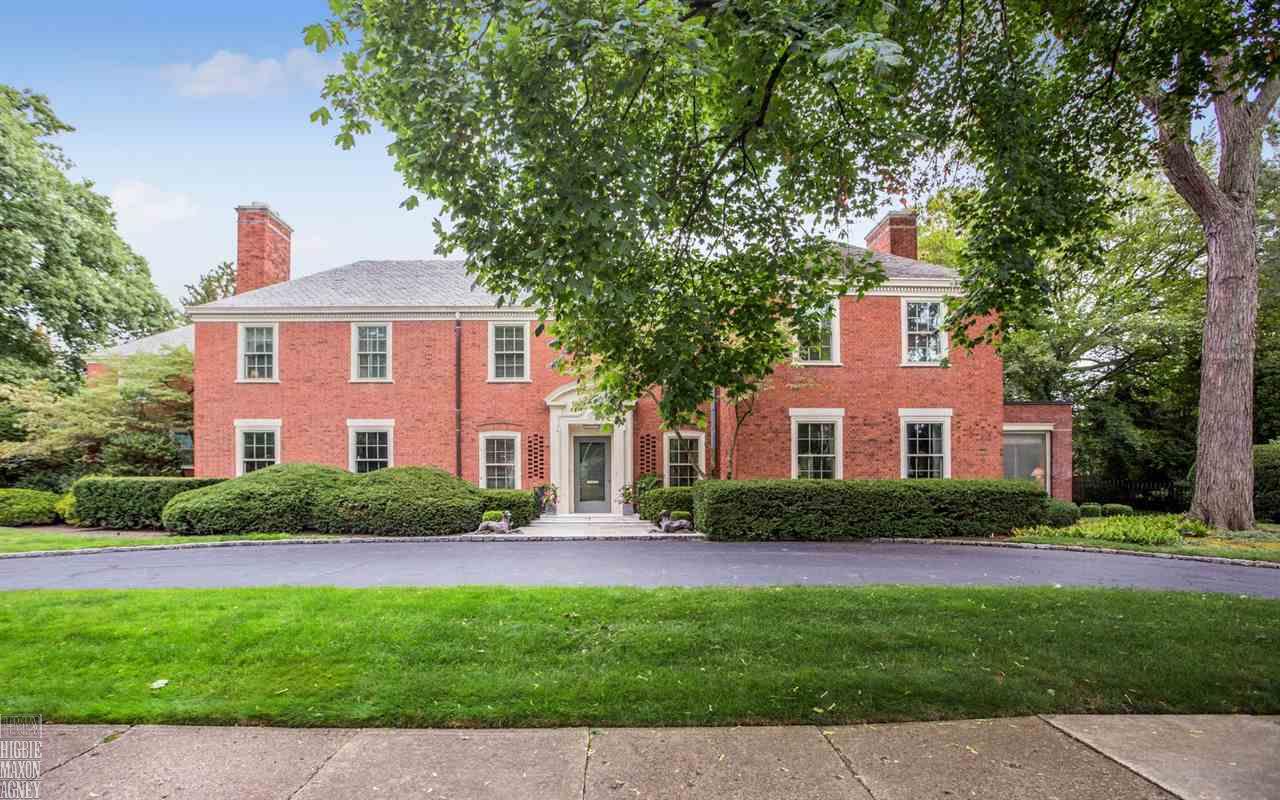 168 Stephens Road Grosse Pointe, MI 48236 - Photo 7 of 49 31334870-6.JPG