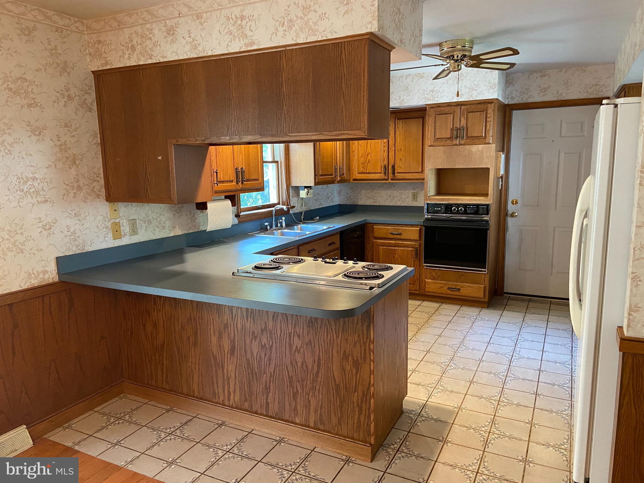 313 Rudy Dam Road Lititz, PA 17543 - Photo 7 of 18