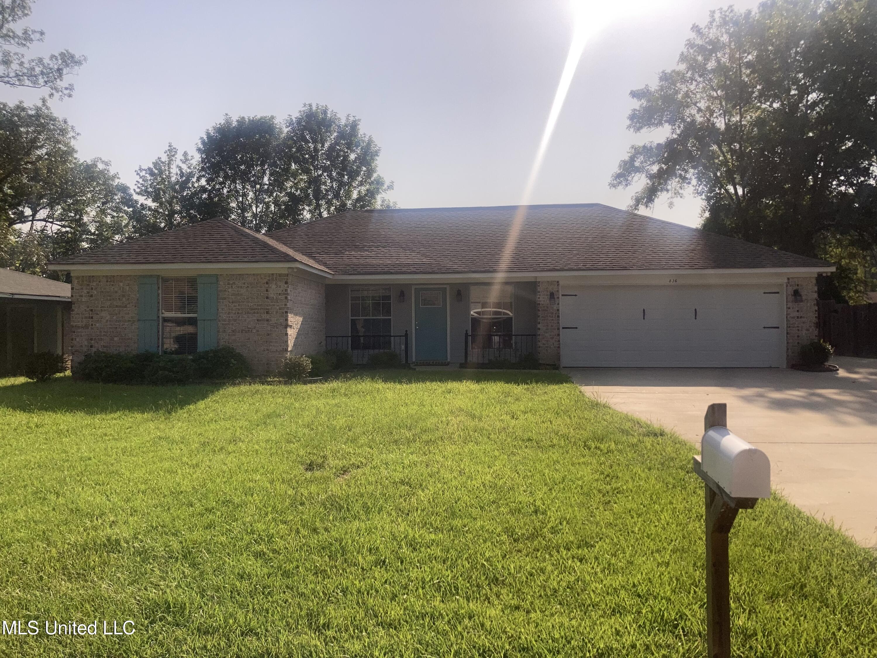 836 Cherry Ridge Drive Clinton, MS 39056 - Photo 1 of 11 Front view