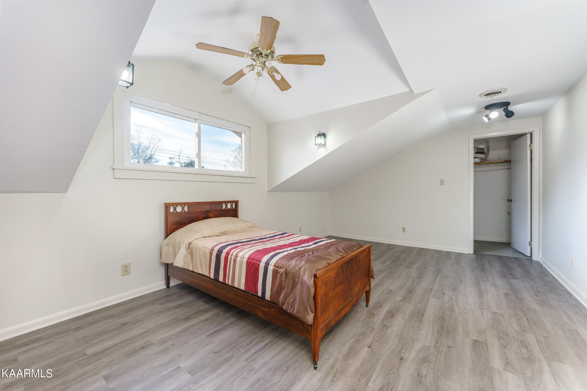 4404 Coster Road Knoxville, TN 37912 - Photo 12 of 21 Gallery Image 12