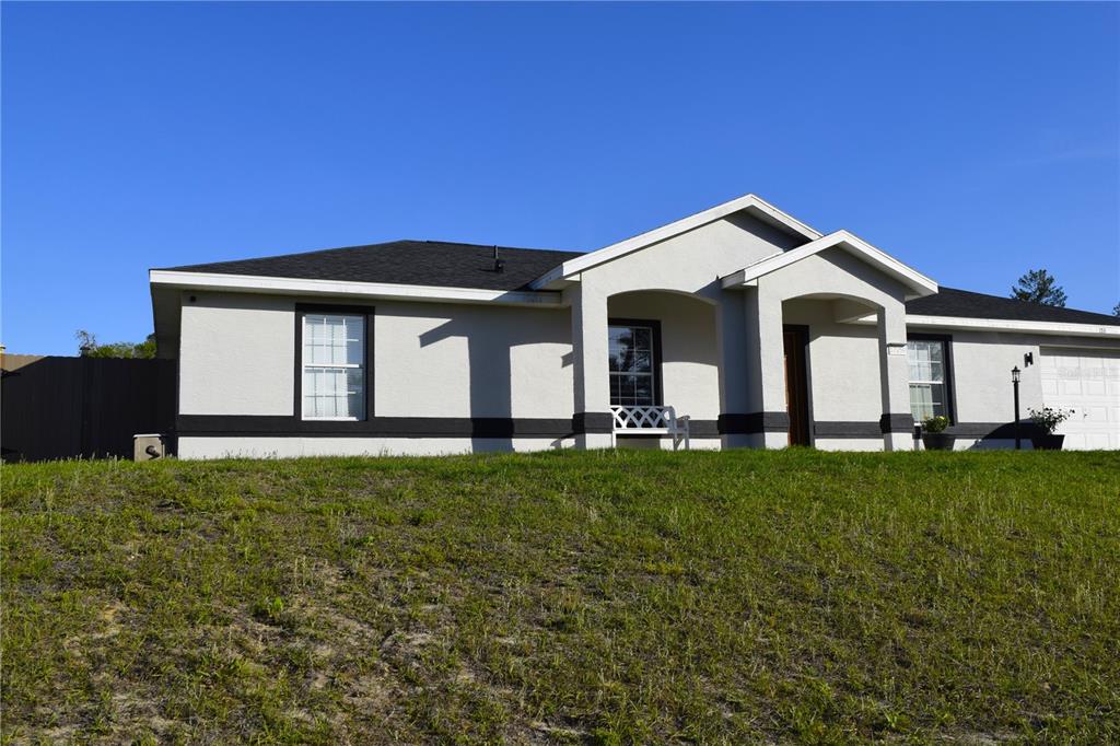 17259 Southwest 20th Ct Road Ocala, FL 34473 - Photo 2 of 21