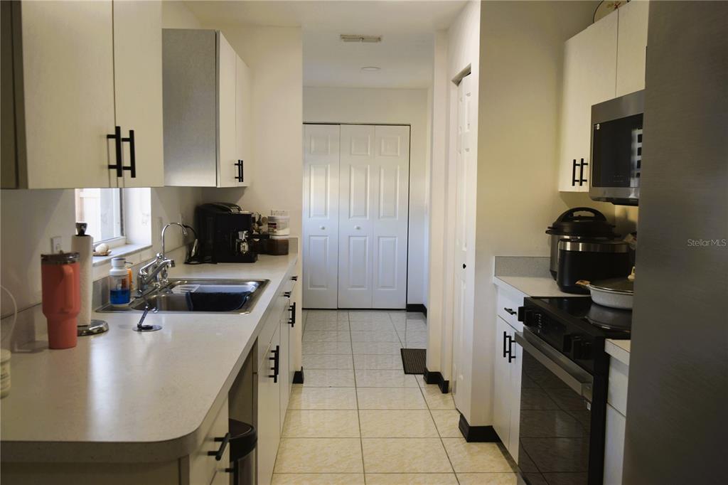 17259 Southwest 20th Ct Road Ocala, FL 34473 - Photo 8 of 21