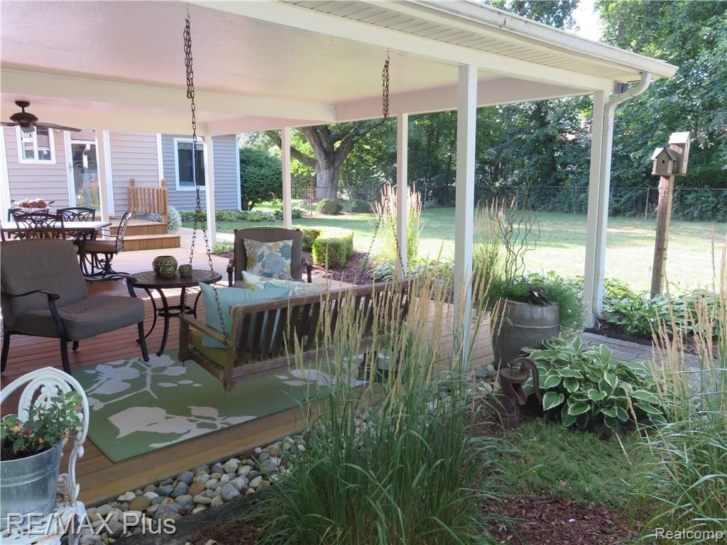 2151 Howe Road Burton, MI 48519 - Photo 21 of 30 IMG_1518.JPG