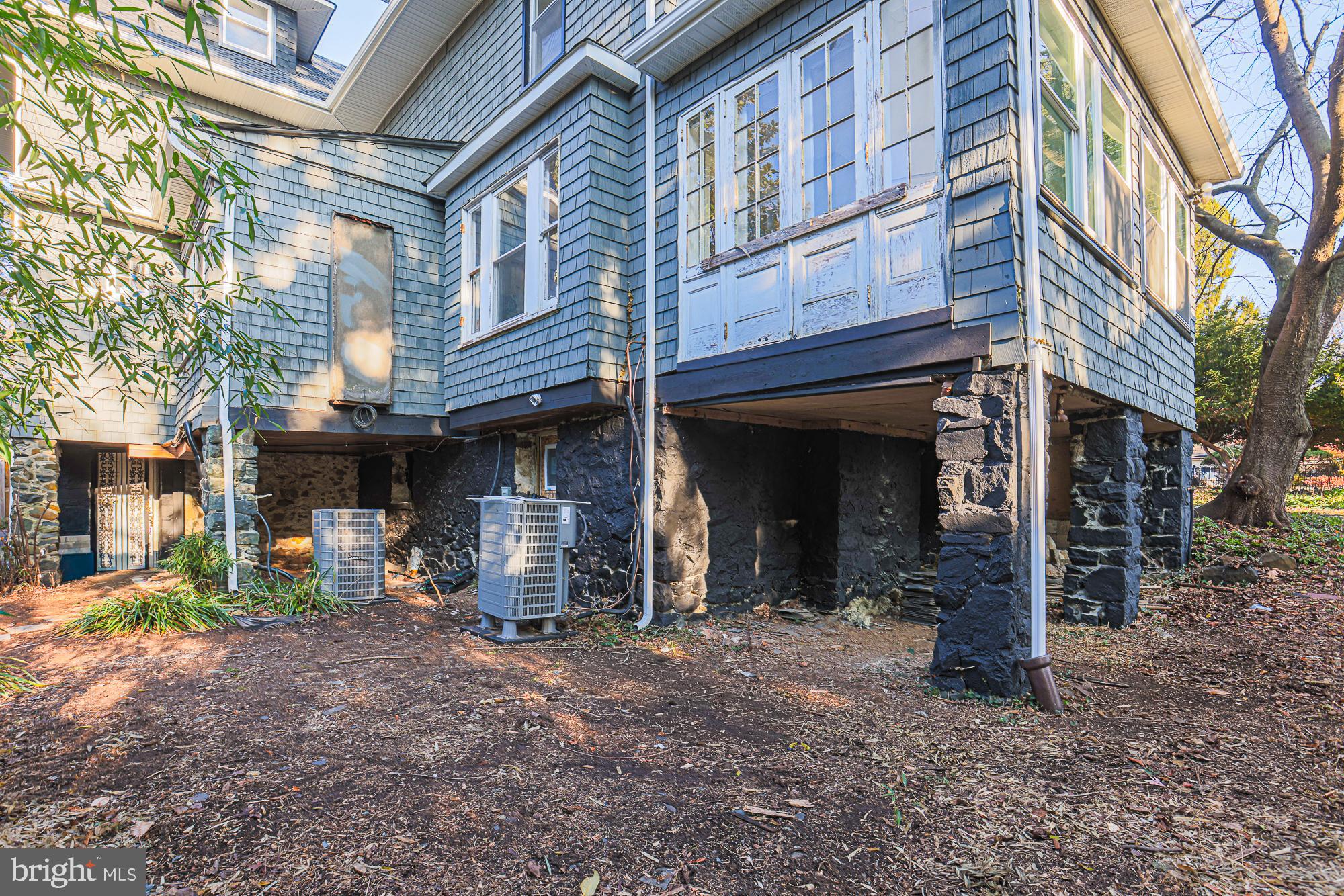 2606 Queen Anne Road Baltimore, MD 21216 - Photo 78 of 92 a view of a brick building with many windows
