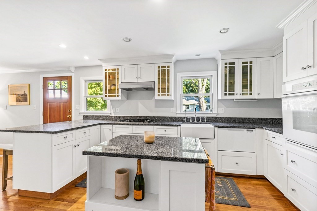 3 Marshall Road Hingham, MA 02043 - Photo 11 of 40 Gallery Image 11